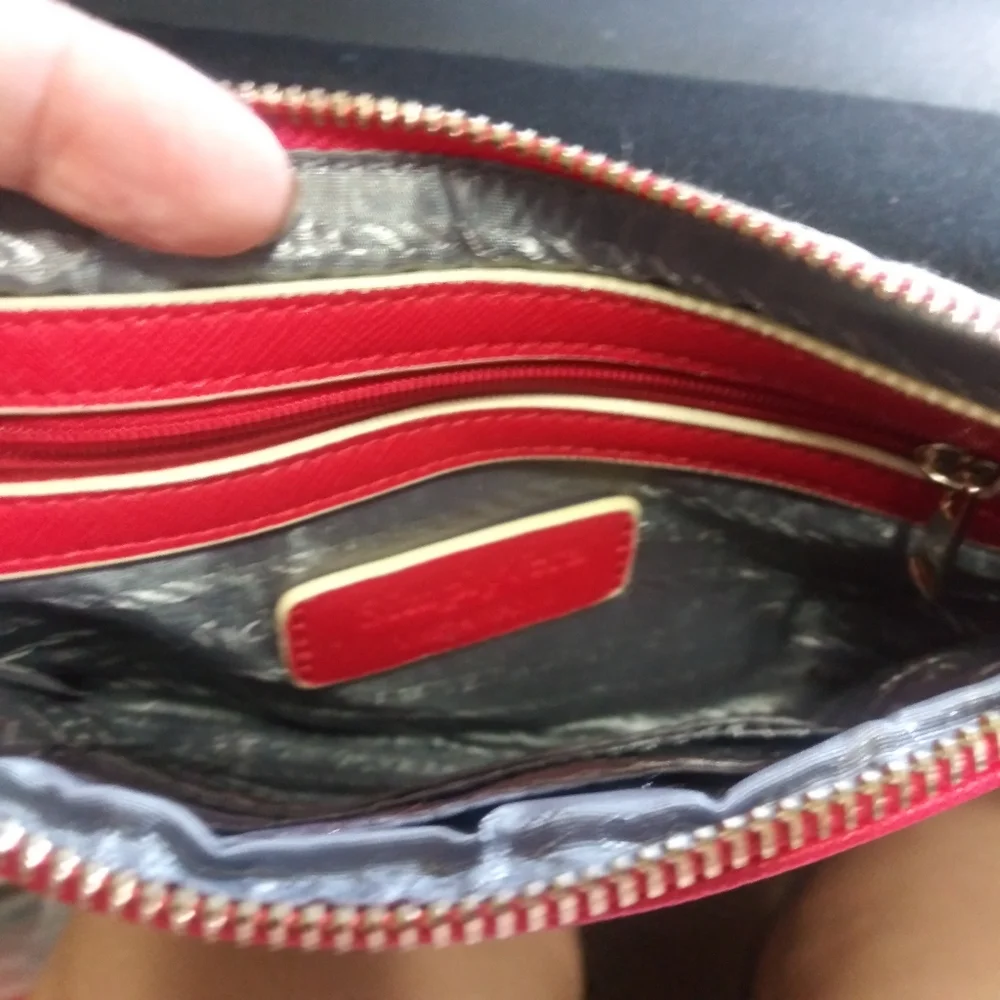 Simply Vera Wang Wristlet Woven Bag - Size 8” X 5.5”!!!